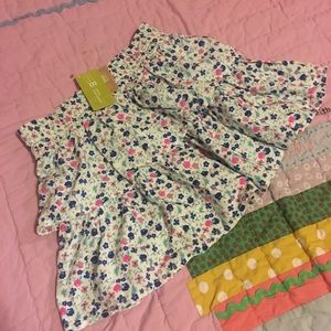 Girl’s Crazy 8 skirt SM 5/6